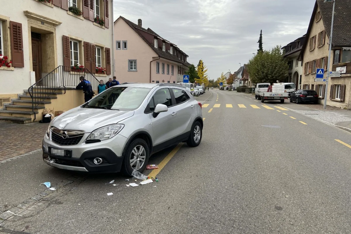 Tragische Kollision am Fussgängerstreifen in Stein AG - Frau wird von Auto erfasst und schwer verletzt