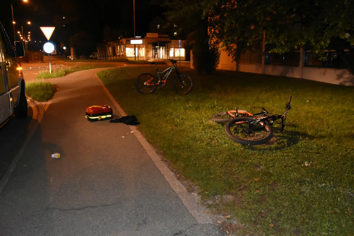  Uzwil SG - 30-Jährige stürzt mit dem E-Bike