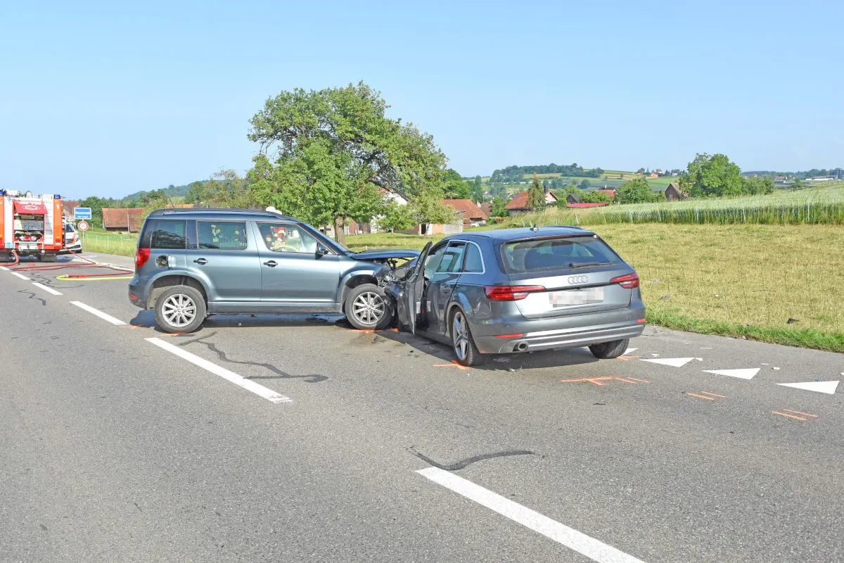 Unfall in Hessenreuti TG – Vier Personen bei Frontalkollision verletzt