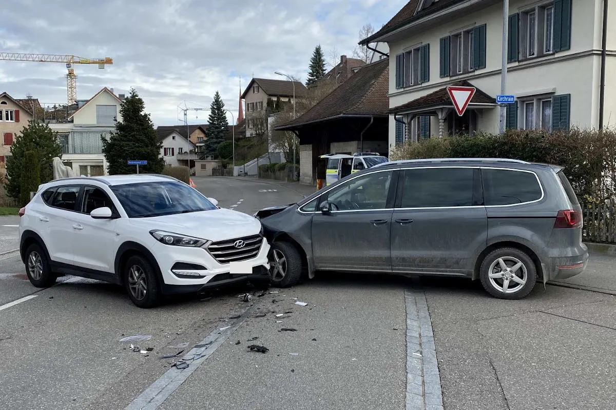 Muri AG – Kollision zwischen zwei Autos