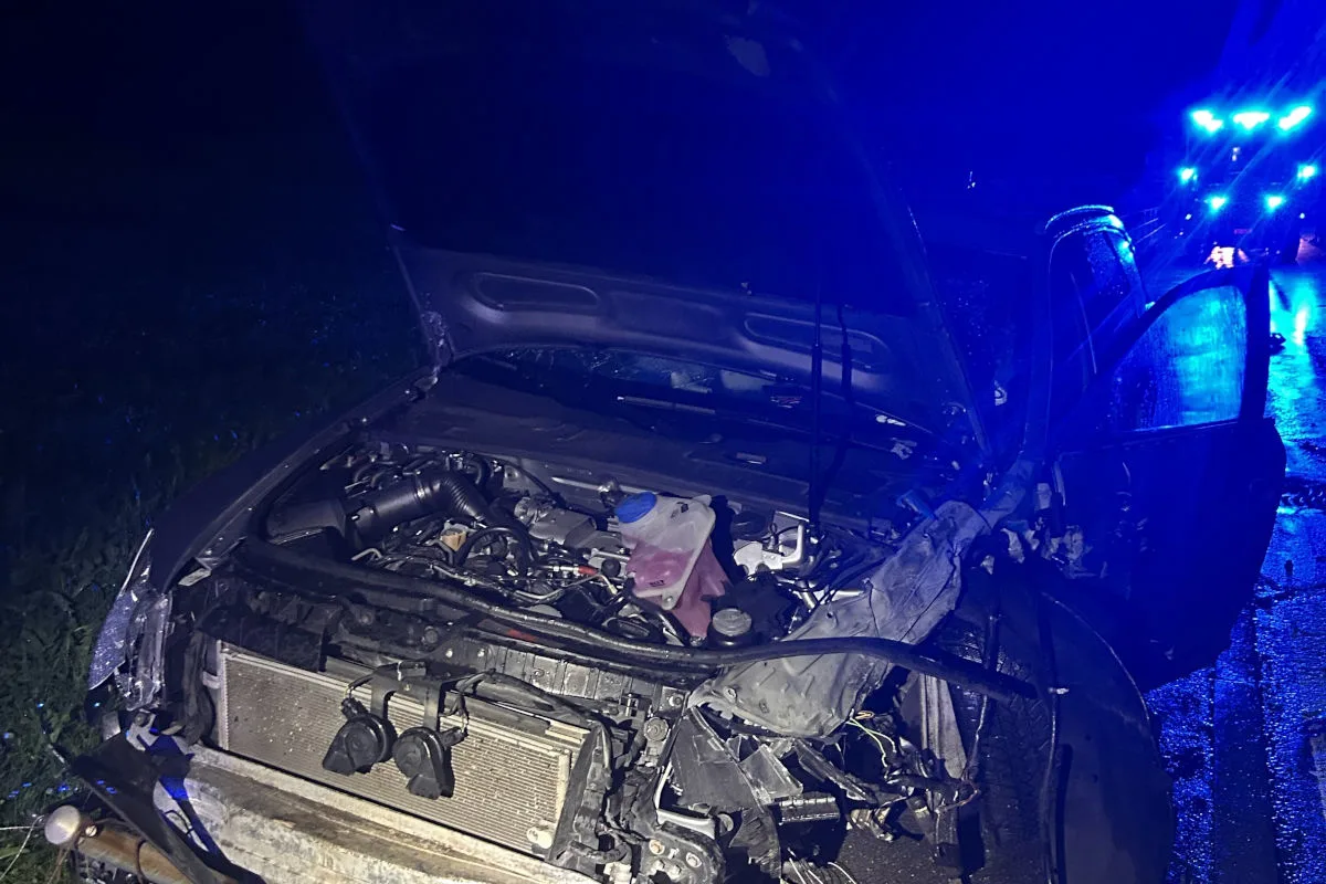 Unfall in Steinen SZ – Zwei Verletzte nach Frontalkollision