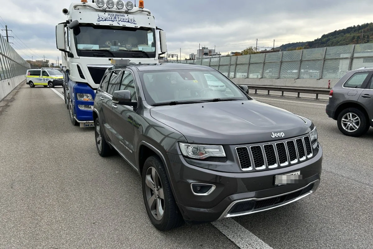 Spreitenbach AG - Streifkollision auf A1 hinterlässt Fragen