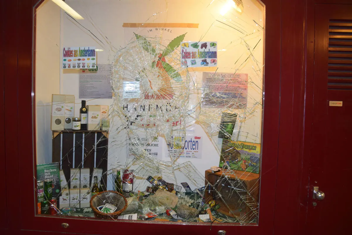 Olten SO: Schaufenster eingeschlagen und CBD-Produkte entwendet