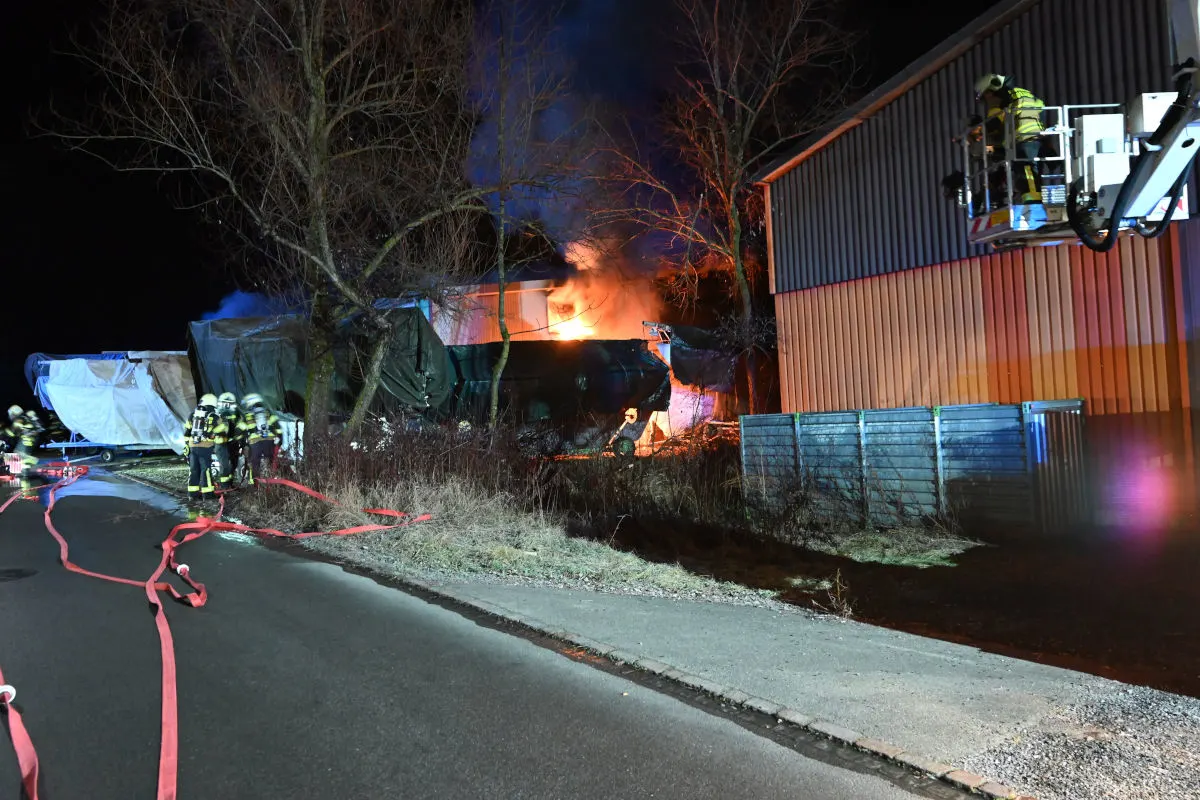 Goldach SG – Brand bei einer Bootswerft