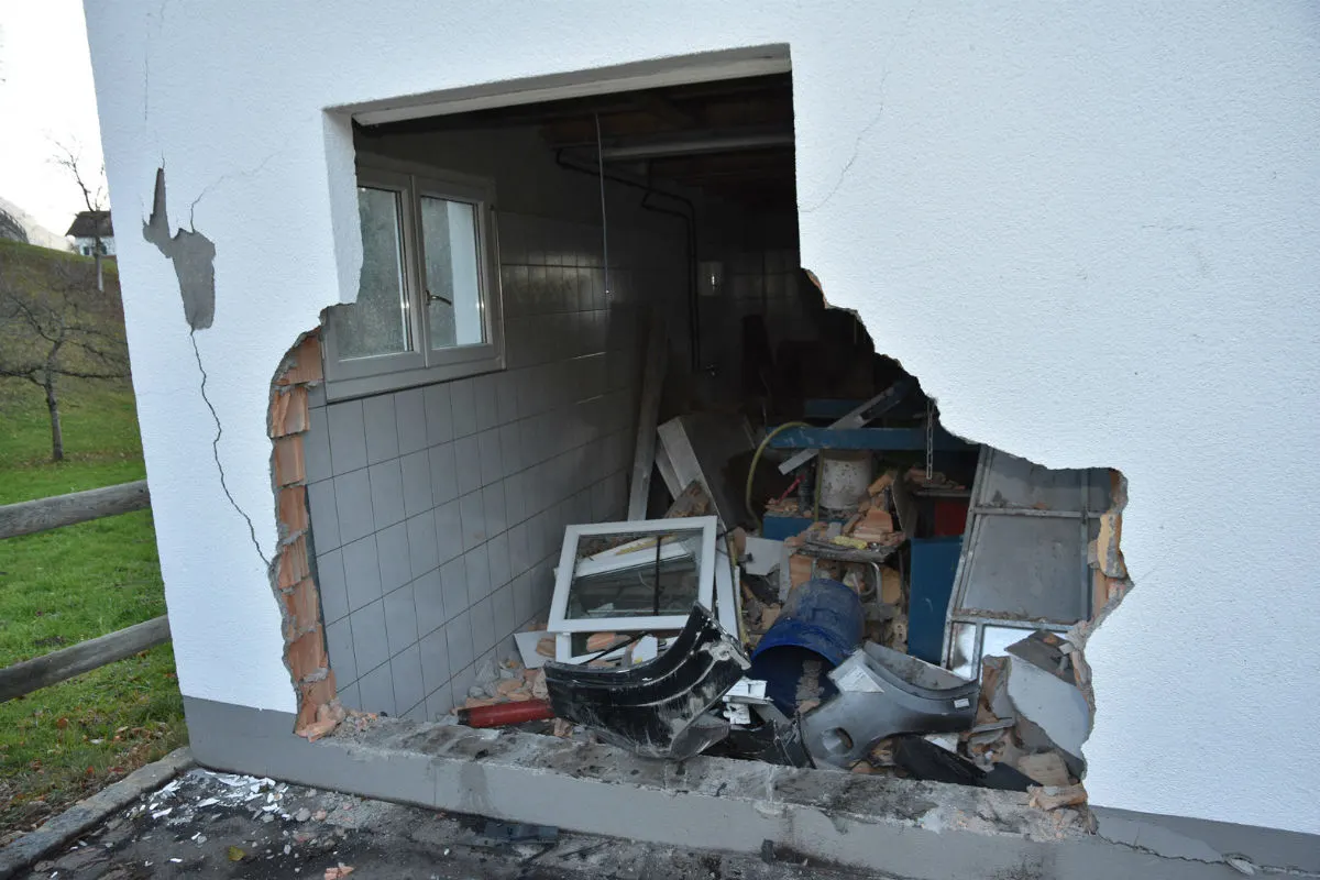 Liechtenstein FL - Drei Verletzte bei Unfällen