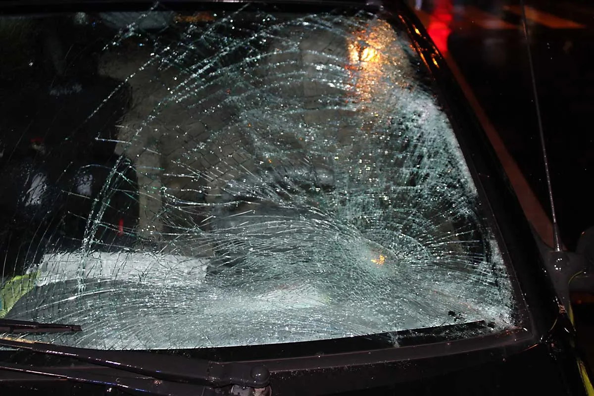 Tragischer Unfall in Niederzier - Junger Mann angefahren und schwer verletzt