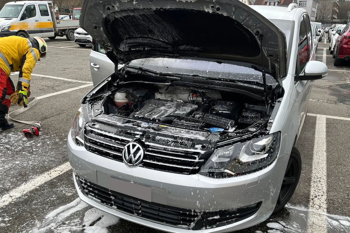 Frauenfeld TG – Flammen unter der Motorhaube