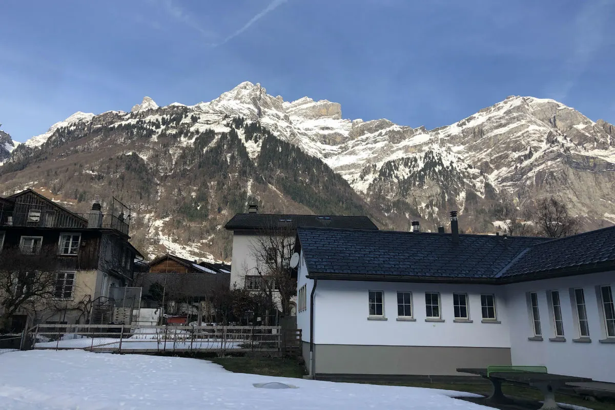 Stürmischer Wochenbeginn - Sturm, Regen und Schnee
