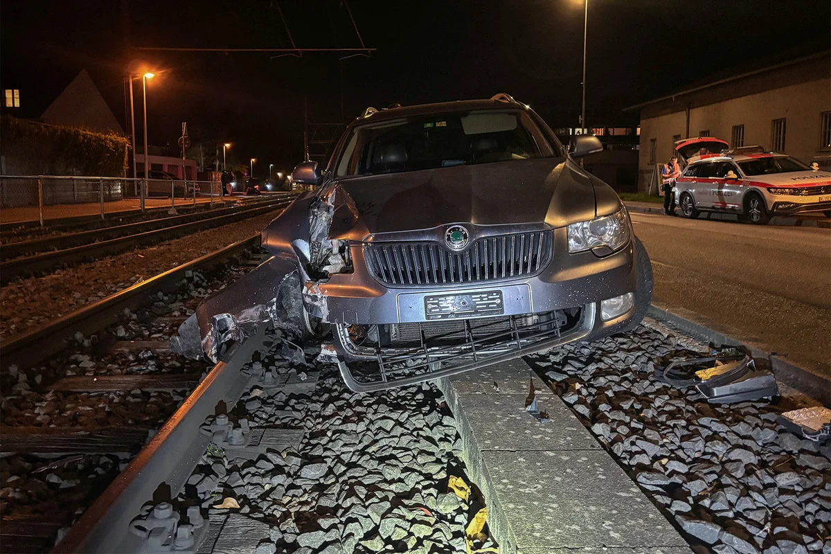 Aesch BL – Alkoholisiert Unfall verursacht