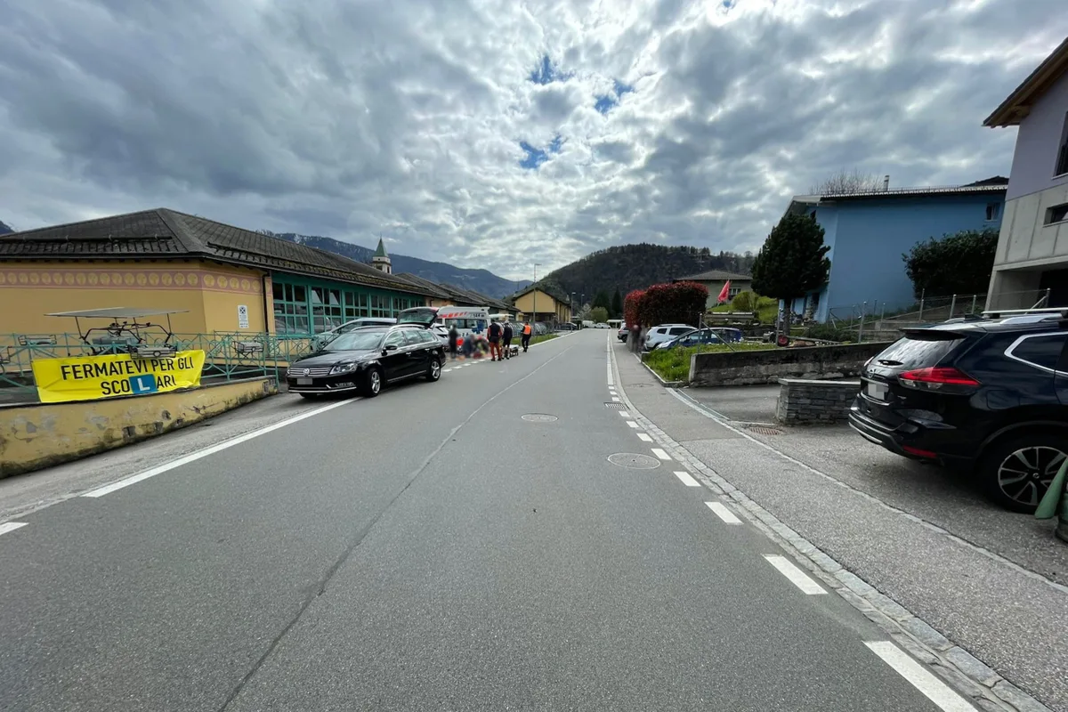 Unfall in Castaneda GR – Trottinett rammt Fahrrad