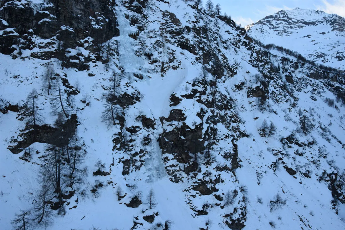 Poschiavo GR - Mann stürzt beim Eisklettern in den Tod