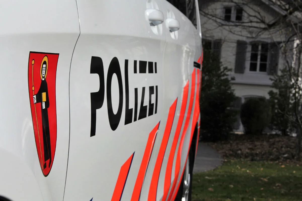 Niederurnen GL - Fünfjähriger Bub nach Unfall gestorben