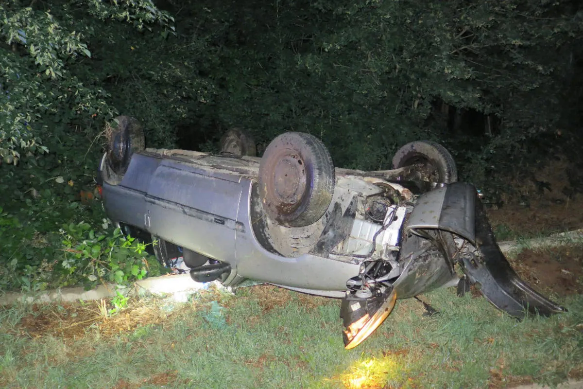 Muttenz BL – Auto landet nach Selbstunfall auf dem Dach