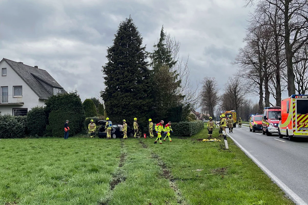 Delbrück – Fahrer nach Unfall bei Überholvorgang schwer verletzt