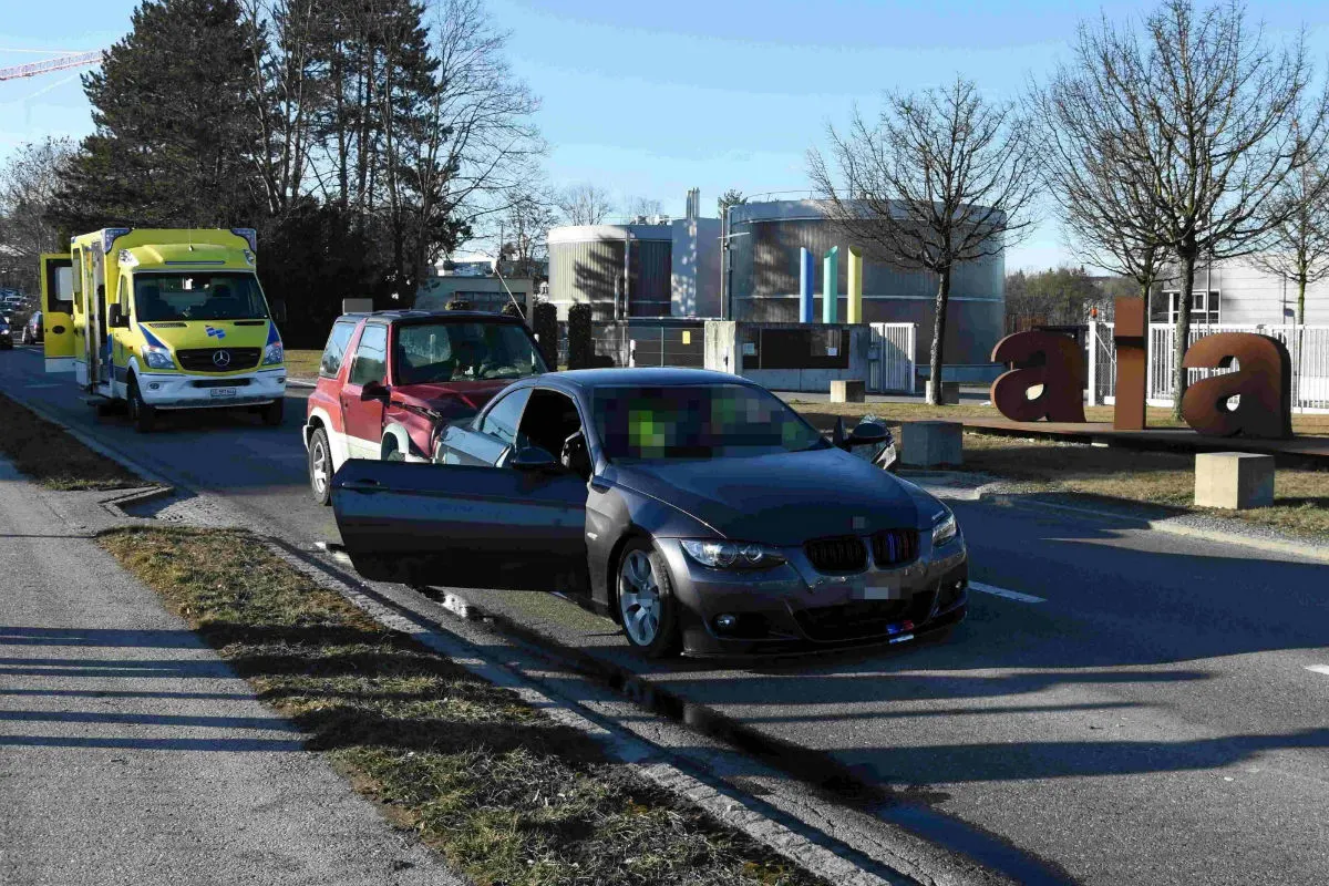 Wil SG - Frau durch Auffahrkollision verletzt