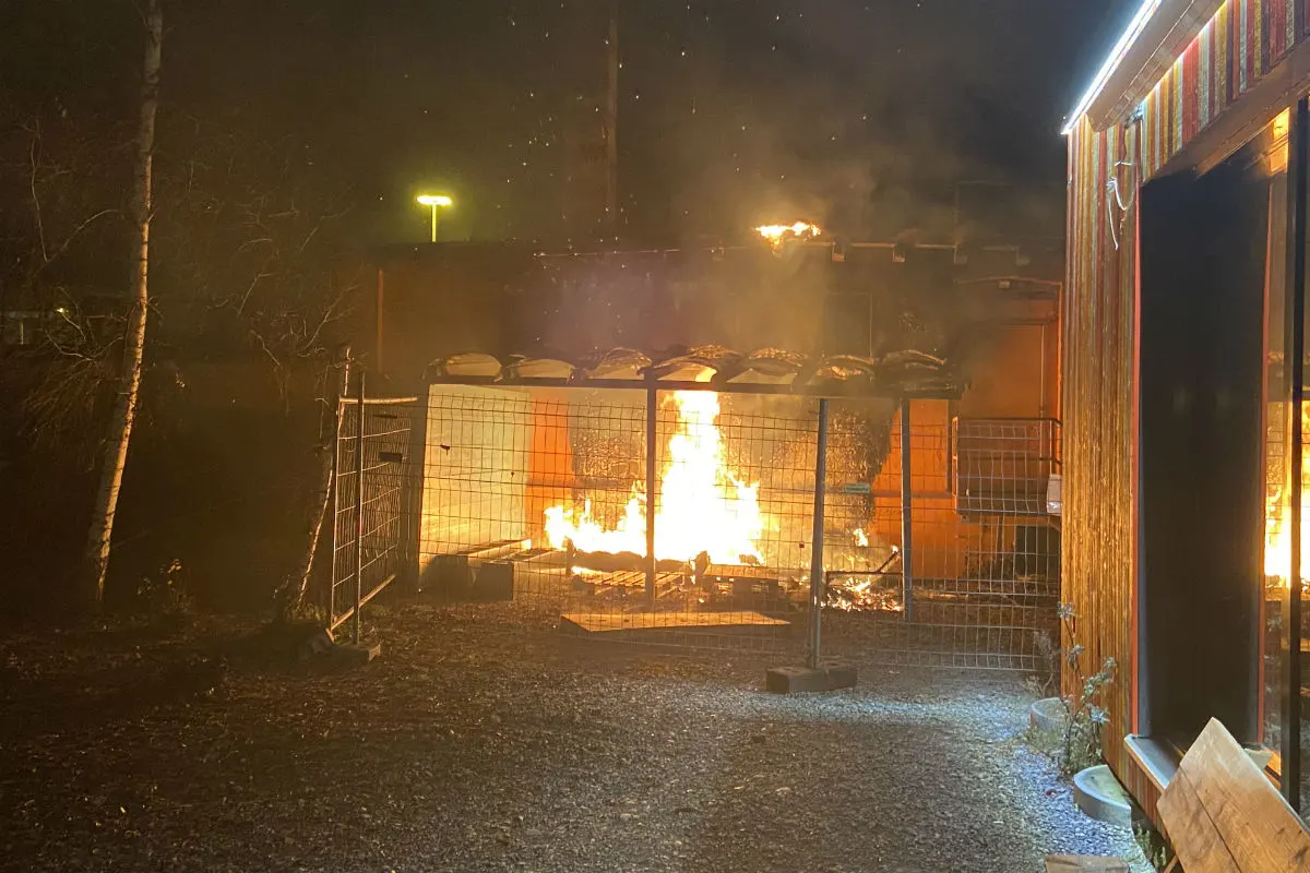 Aarau AG  - Schopf neben Jugendwerk brennt nieder