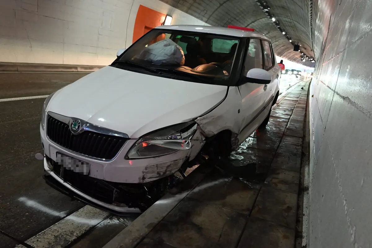 A3/Murgwaldtunnel SG - Am Steuer eingeschlafen