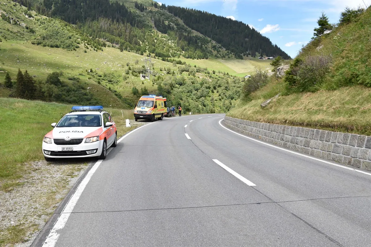 Medel GR – Kollision zwischen Rennvelofahrer und Fussgänger