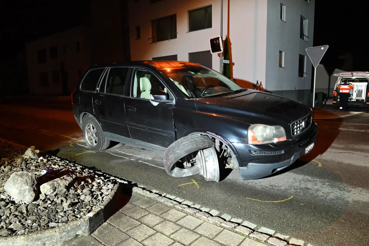 Oberbüren SG – Selbstunfall mit Auto 
