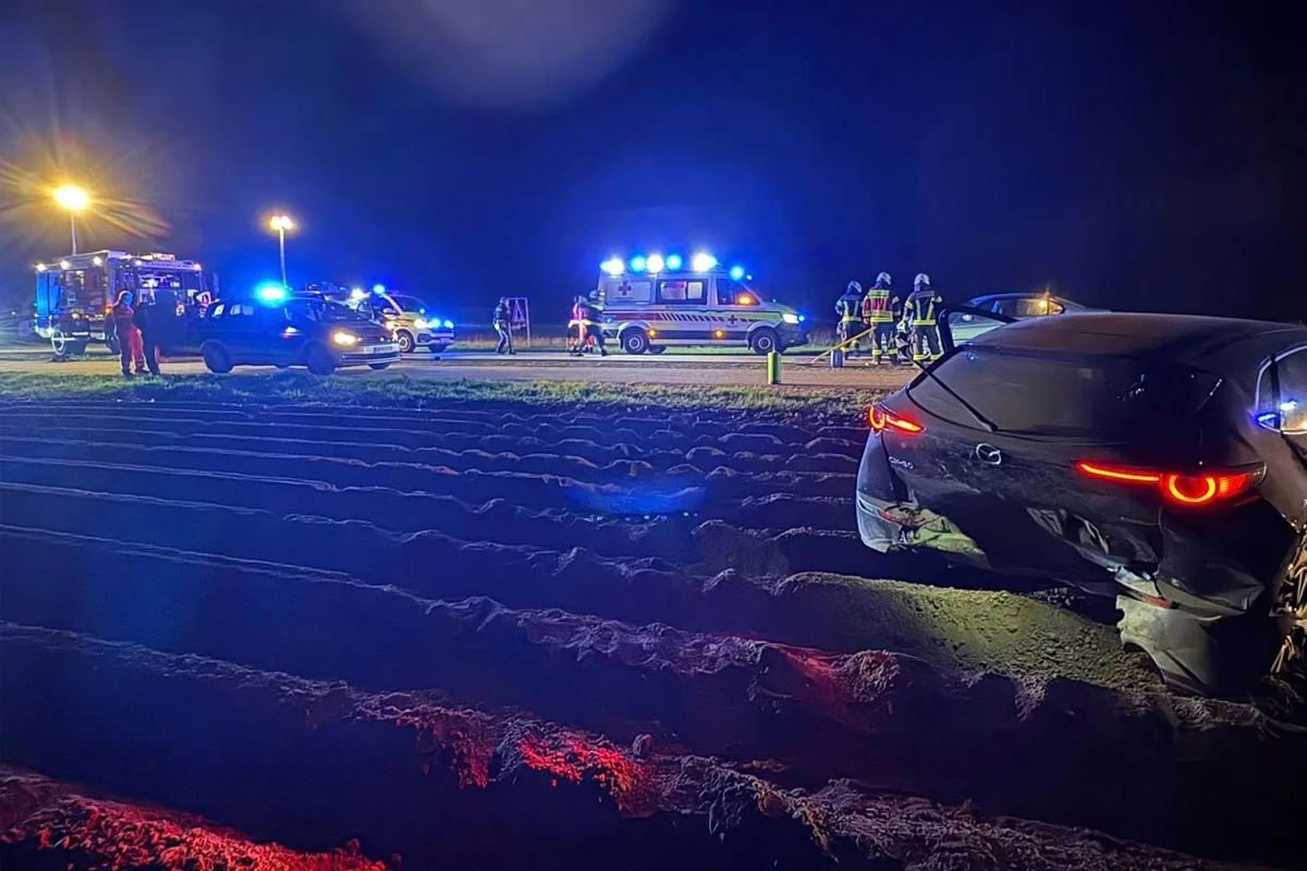 Gänserndorf – Mehrere Verletzte bei Unfall nach Überholmanöver