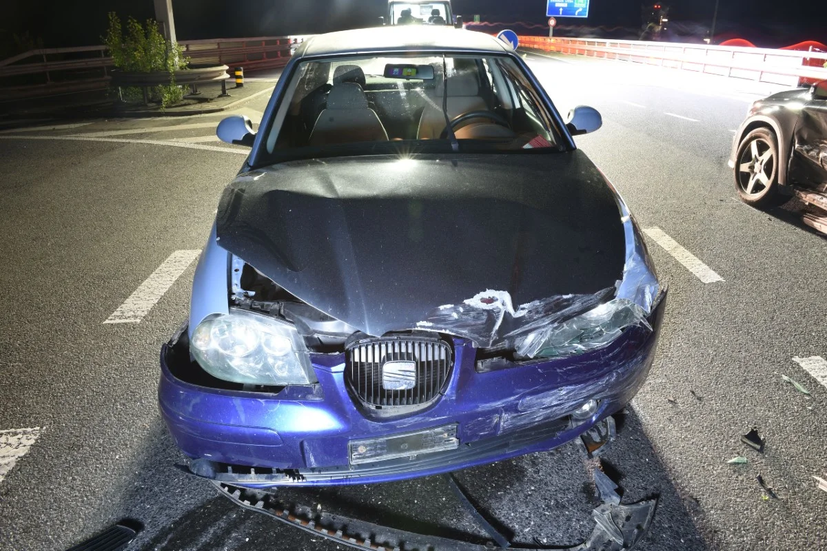 Ebikon LU - Autofahrerin nach Verkehrsunfall im Spital