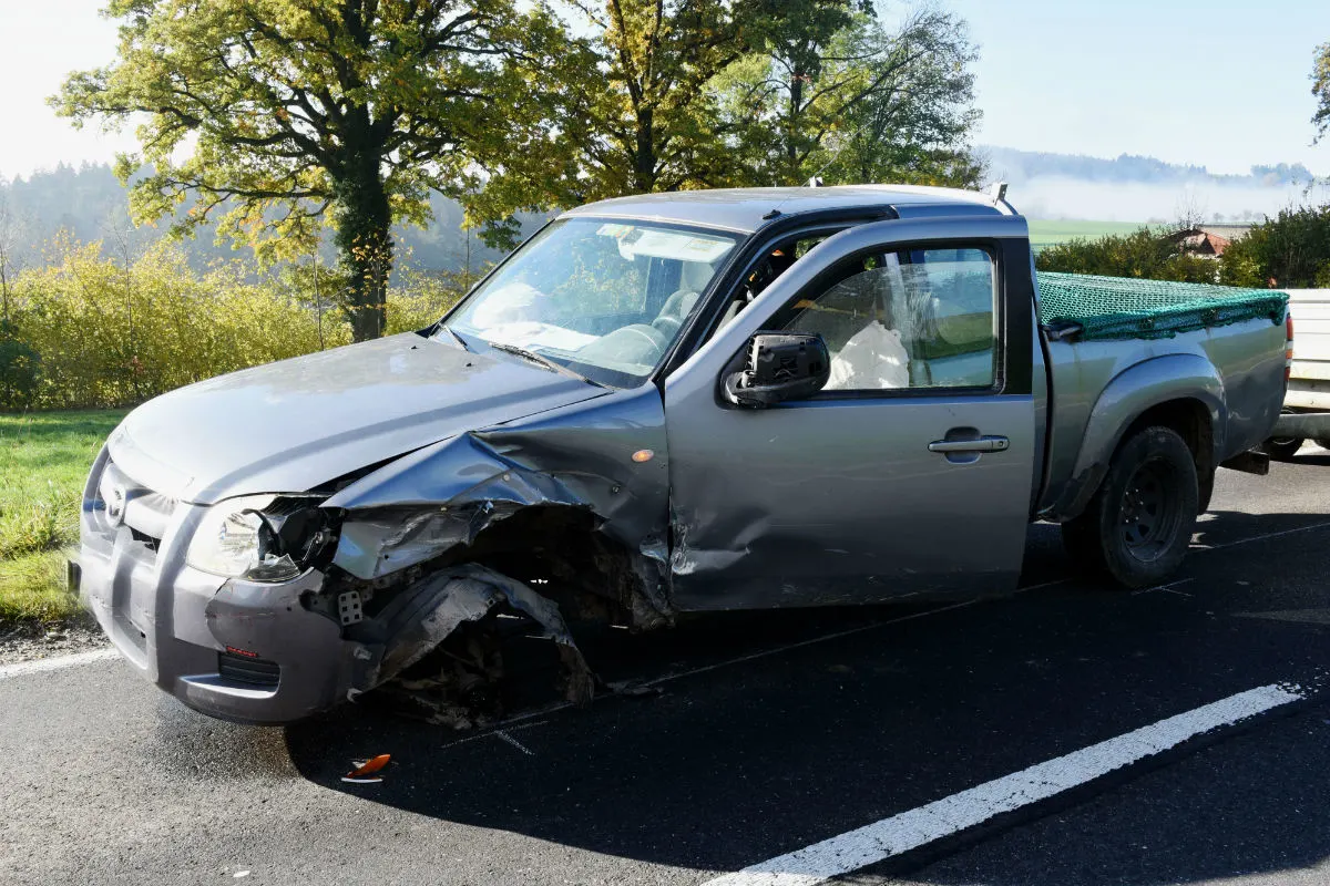 Ruswil LU - Autos nach Kollision schrottreif