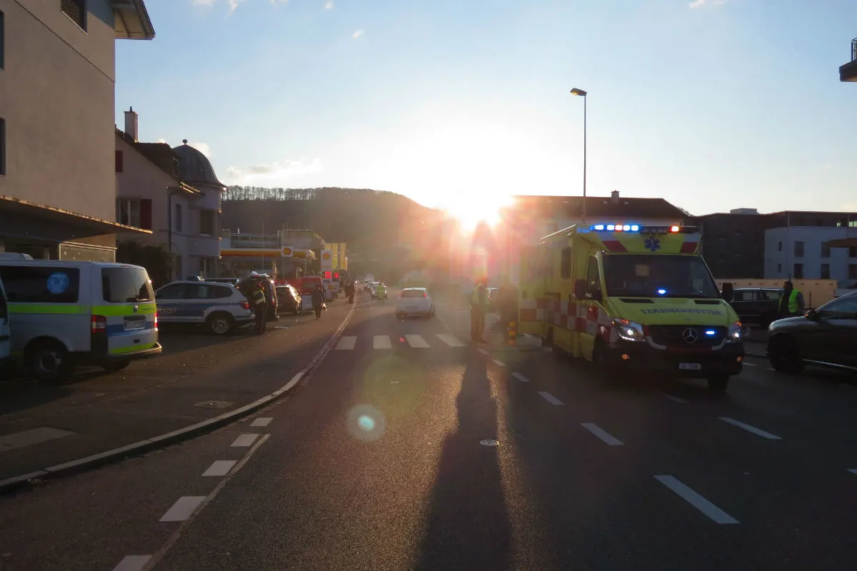 Stein AG - Zwei Fussgänger angefahren