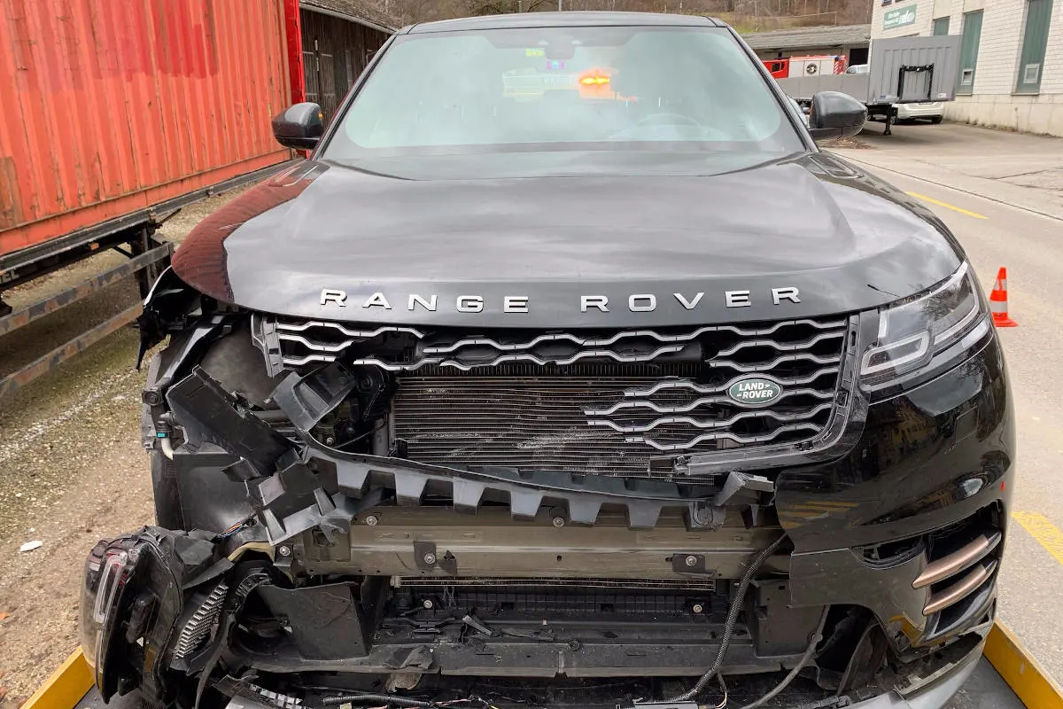 Stadt Schaffhausen – 16-Jährige nach Verkehrsunfall verletzt