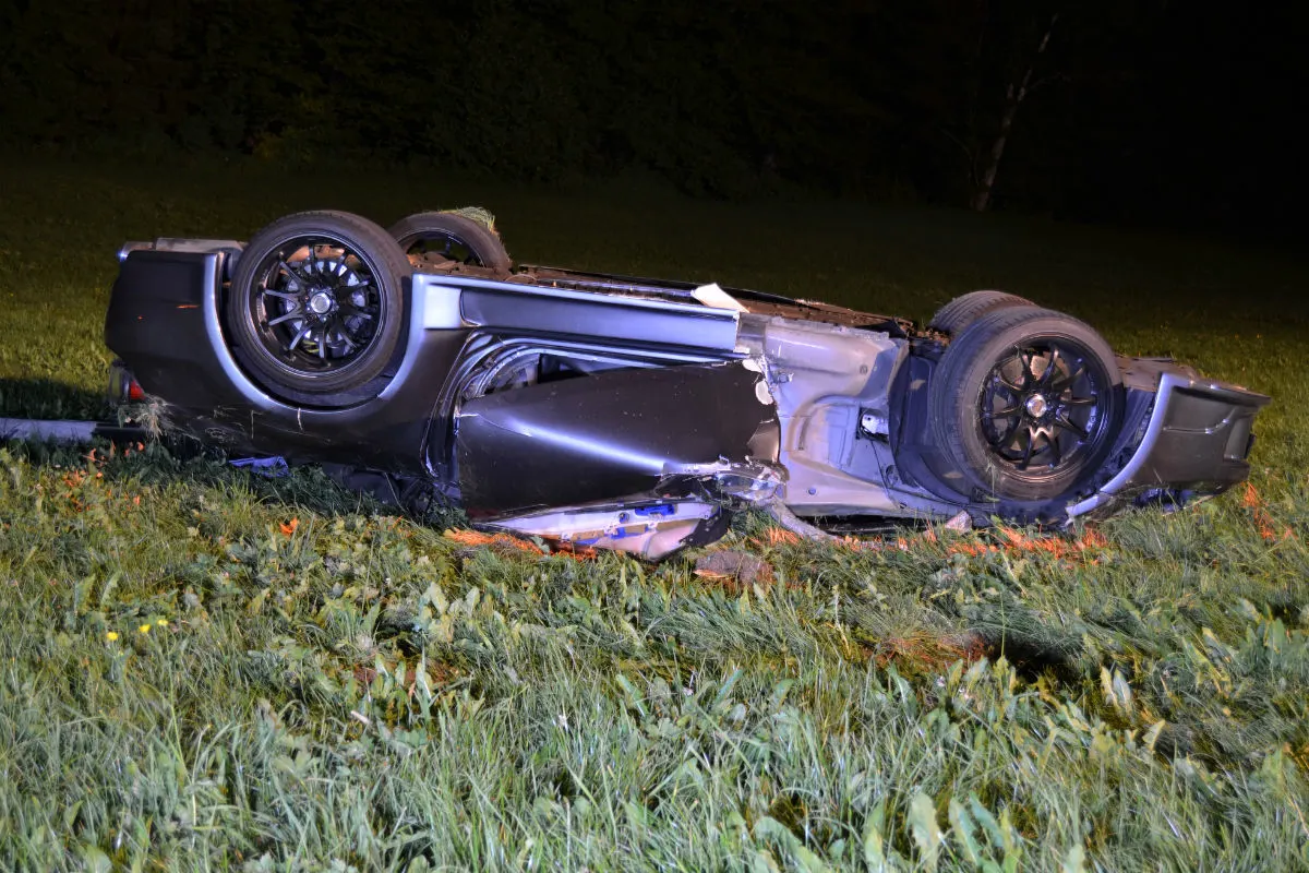 Herisau AR - Autolenker nach Selbstunfall verletzt