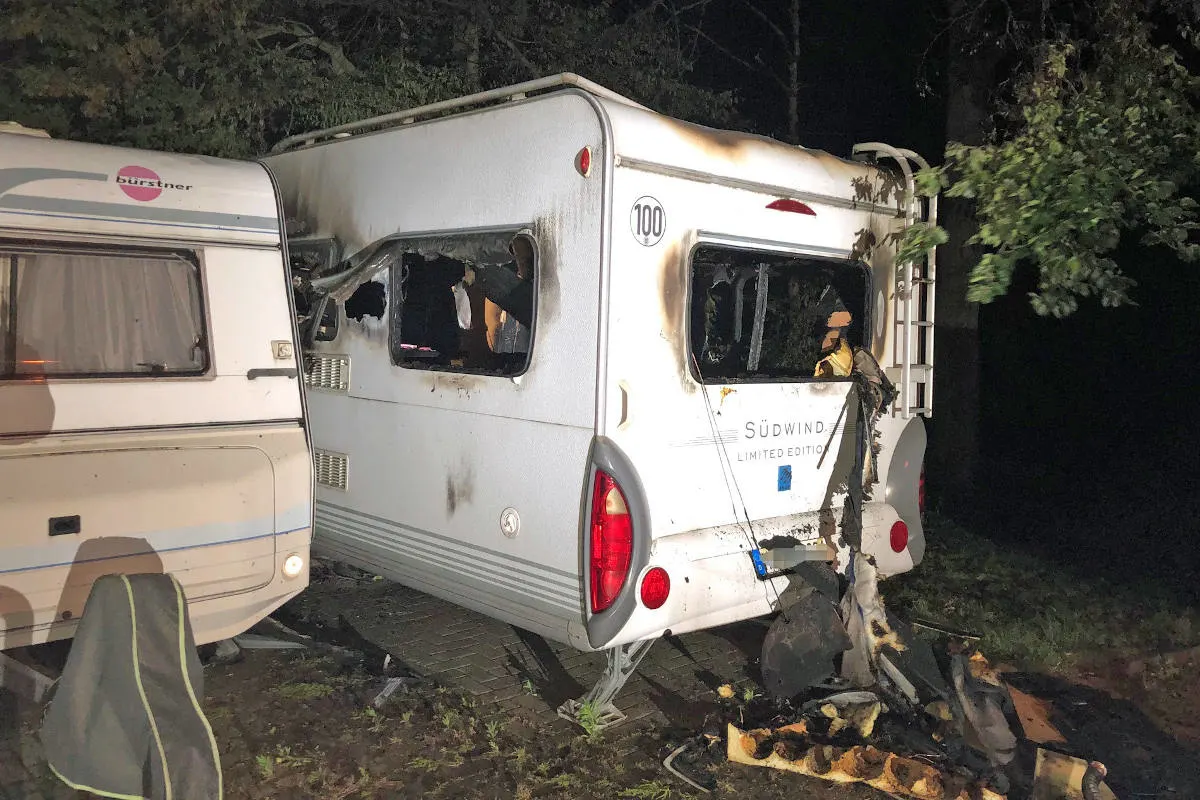 Velbert – Wohnwagen gleich zweimal in Brand gesetzt