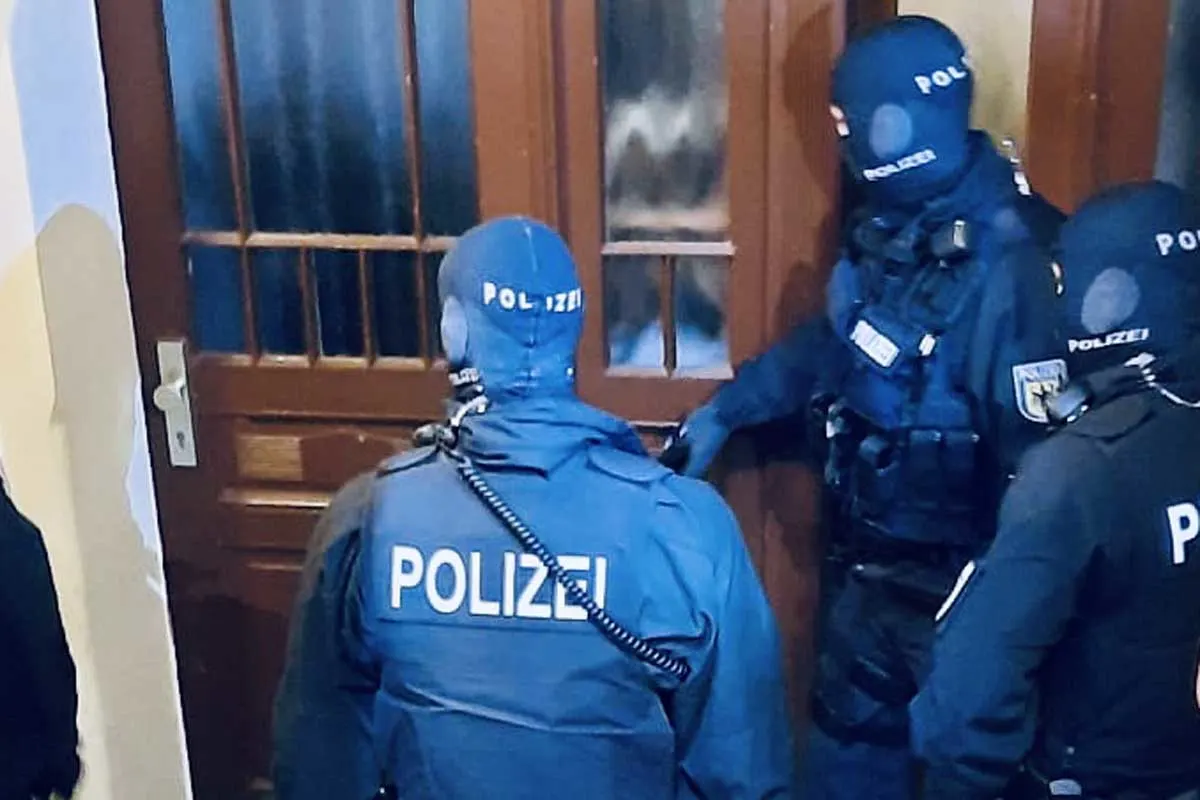 Großrazzia gegen Schleuser in Deutschland - 700 Bundespolizisten im Einsatz!