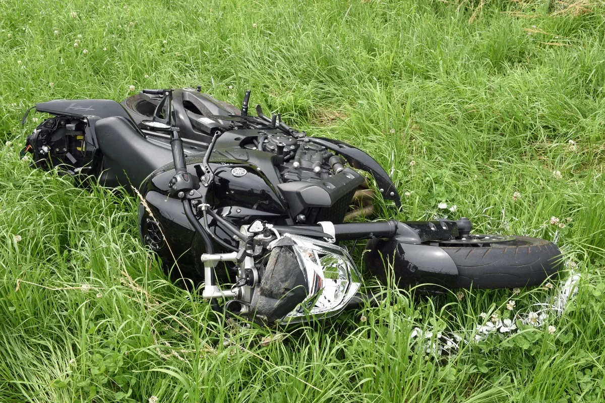 Roggliswil LU - Motorradfahrer bei Unfall erheblich verletzt