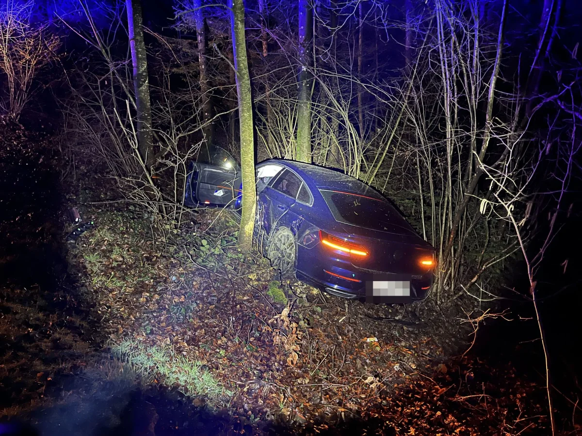 Gretzenbach SO: Betrunken aus der Kurve geflogen und gegen Baum gekracht