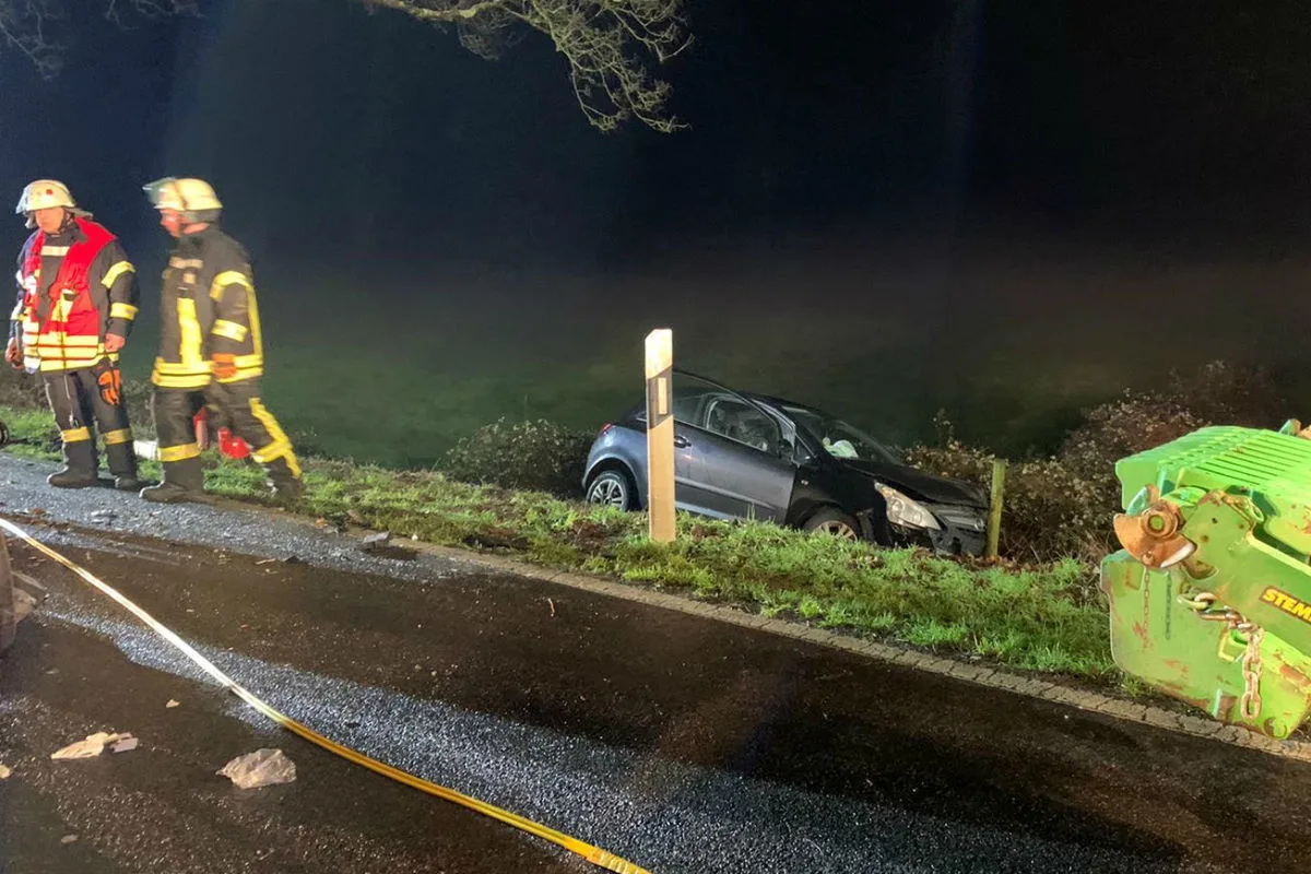 Xanten - Person nach Unfall eingeklemmt!