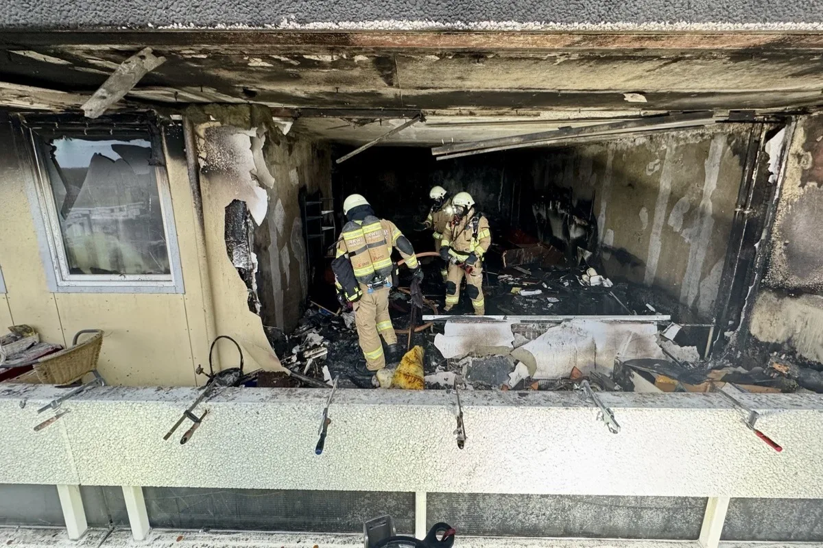 Gronau - Mehrere Personen bei Hochhausbrand verletzt