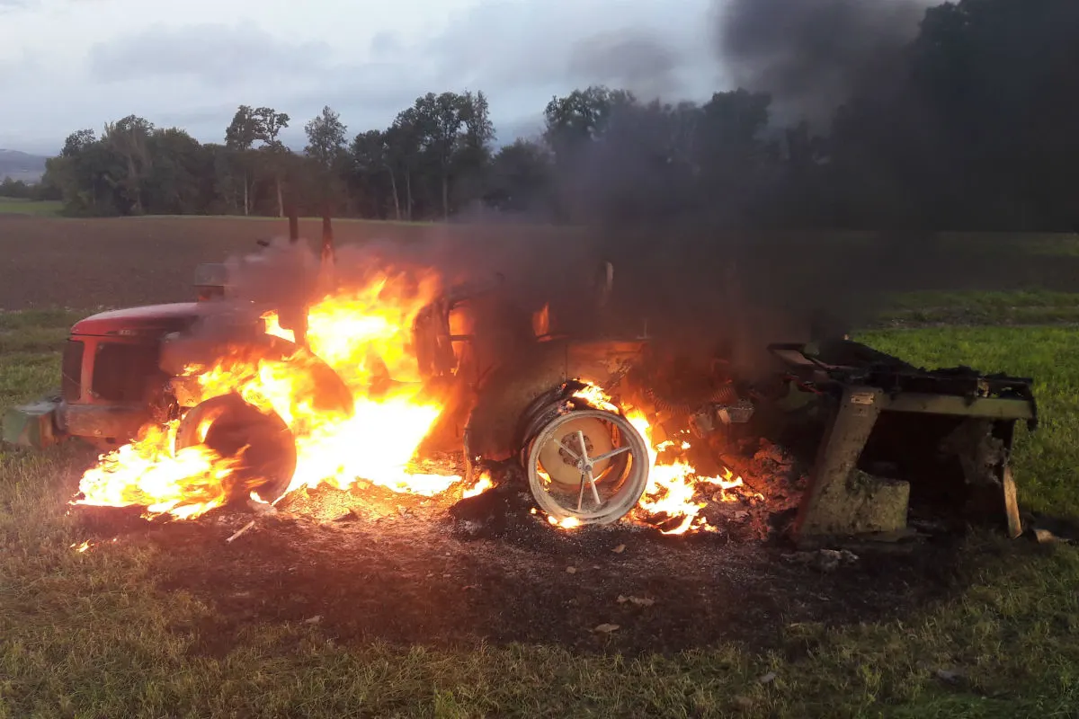 Berlingen TG - Traktor in Brand geraten