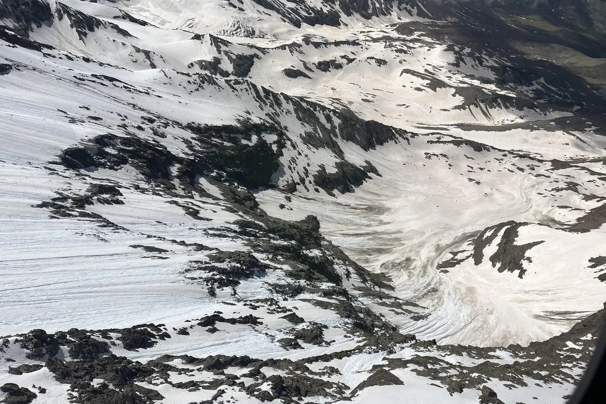 Saas Grund VS - Zwei Bergsteigerinnen abgestürzt - ein Todesopfer