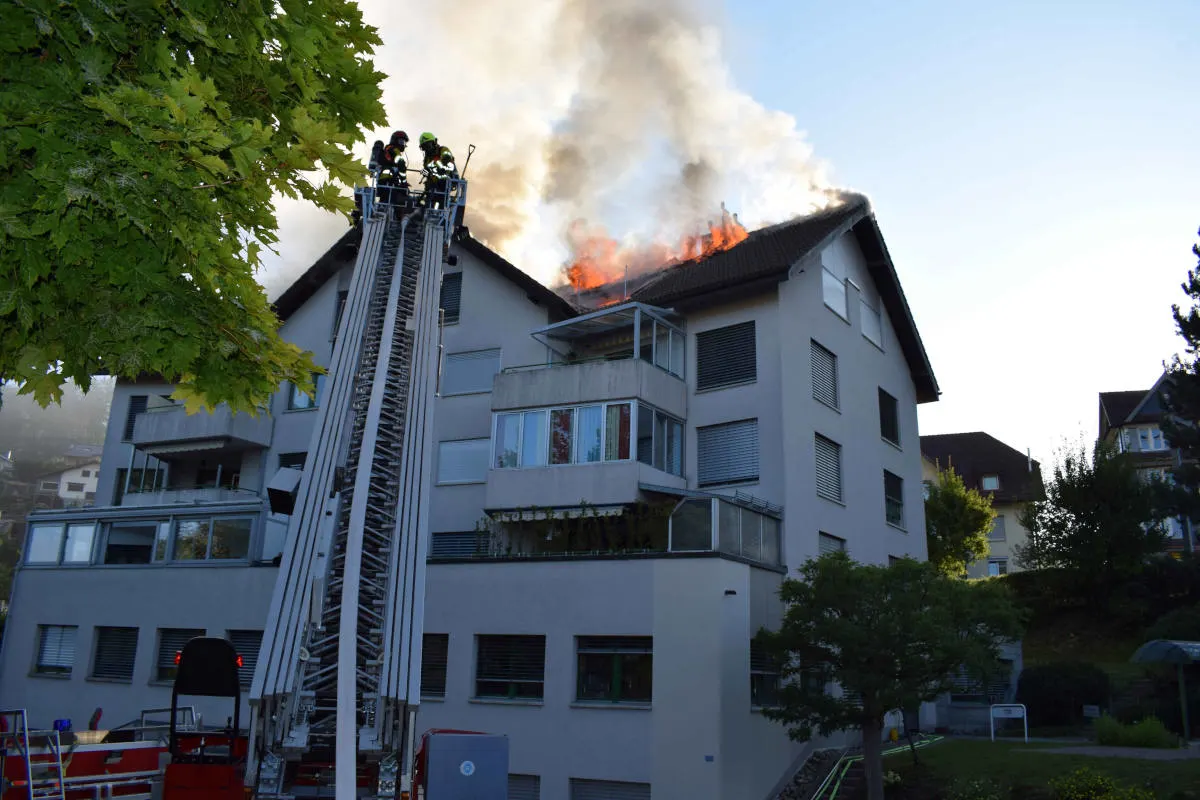 Herisau AR – Brand eines Wohn- und Geschäftshauses