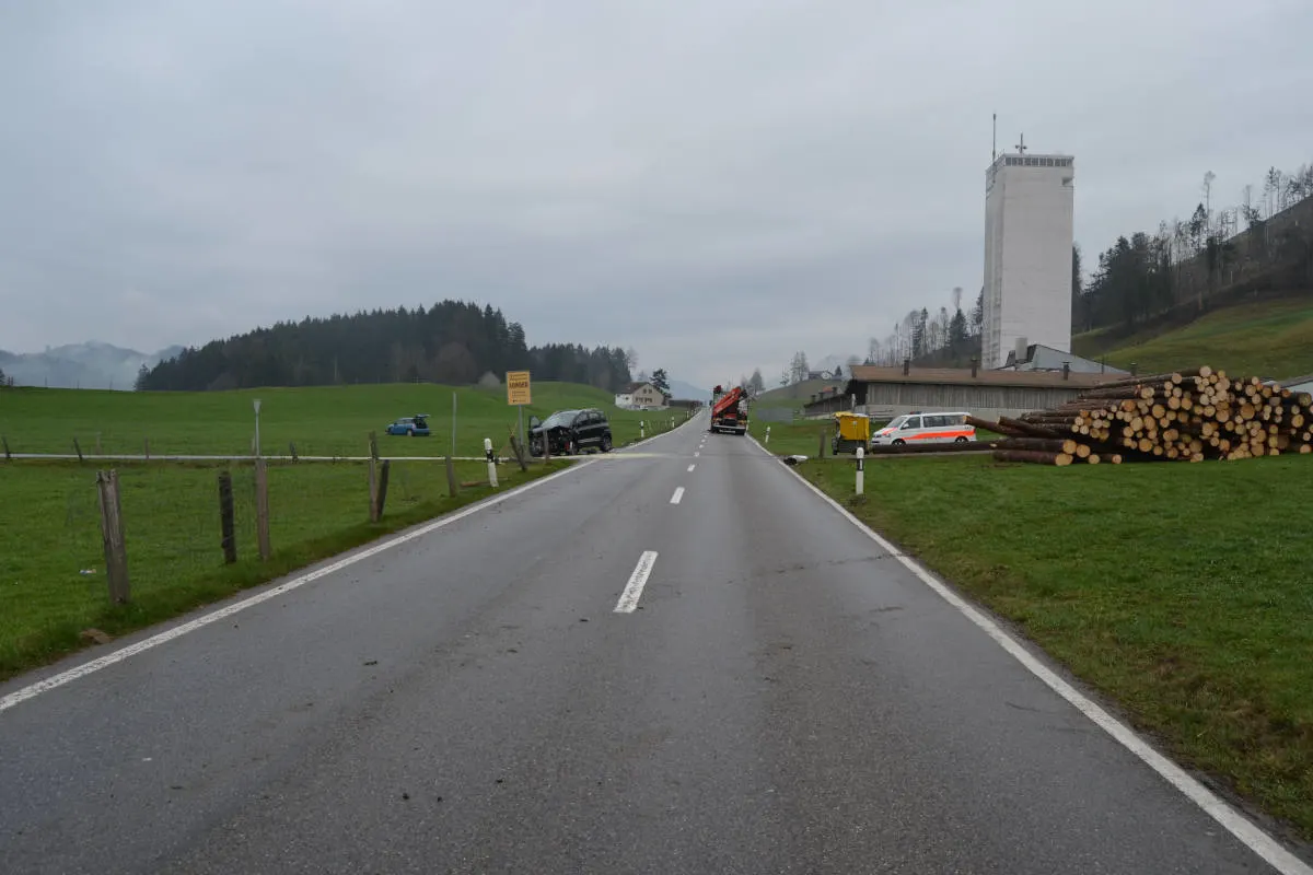 Stein AR - Unfall zwischen mehreren Fahrzeugen