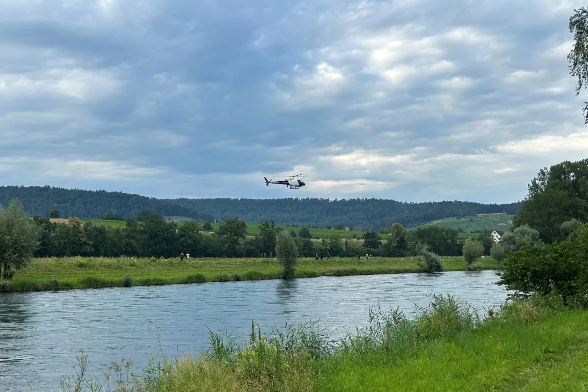 Zürich / Schlieren - Junger Mann stirbt bei Badeunfall
