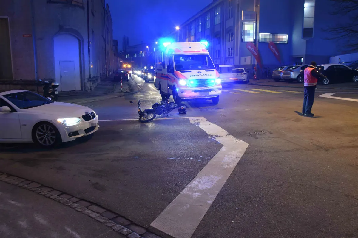 Rorschach SG - Kollision zwischen Auto und Mofa