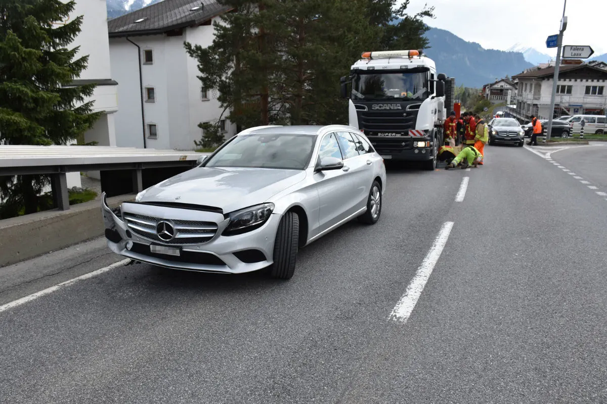 Laax GR - Mercedes übersieht Lastwagen