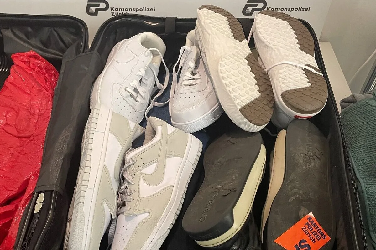 Flughafen Zürich - Kokain im Koffer und in präparierten Schuhen gefunden 