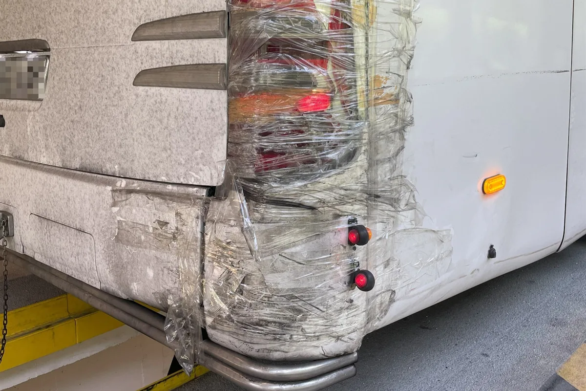 A13 Cazis GR – Reisebus mit massiven technischen Mängeln gestoppt
