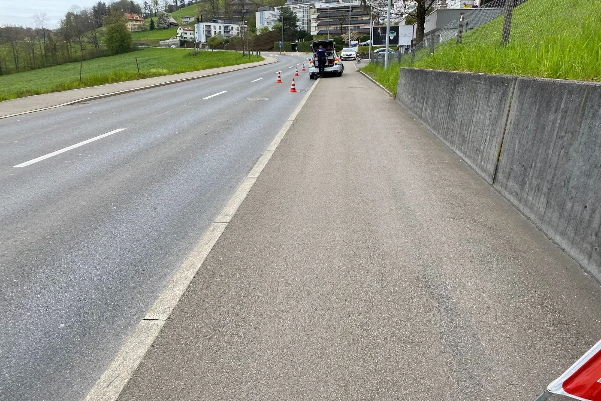 Zug - 55-jähriger Mofafahrer gestürzt