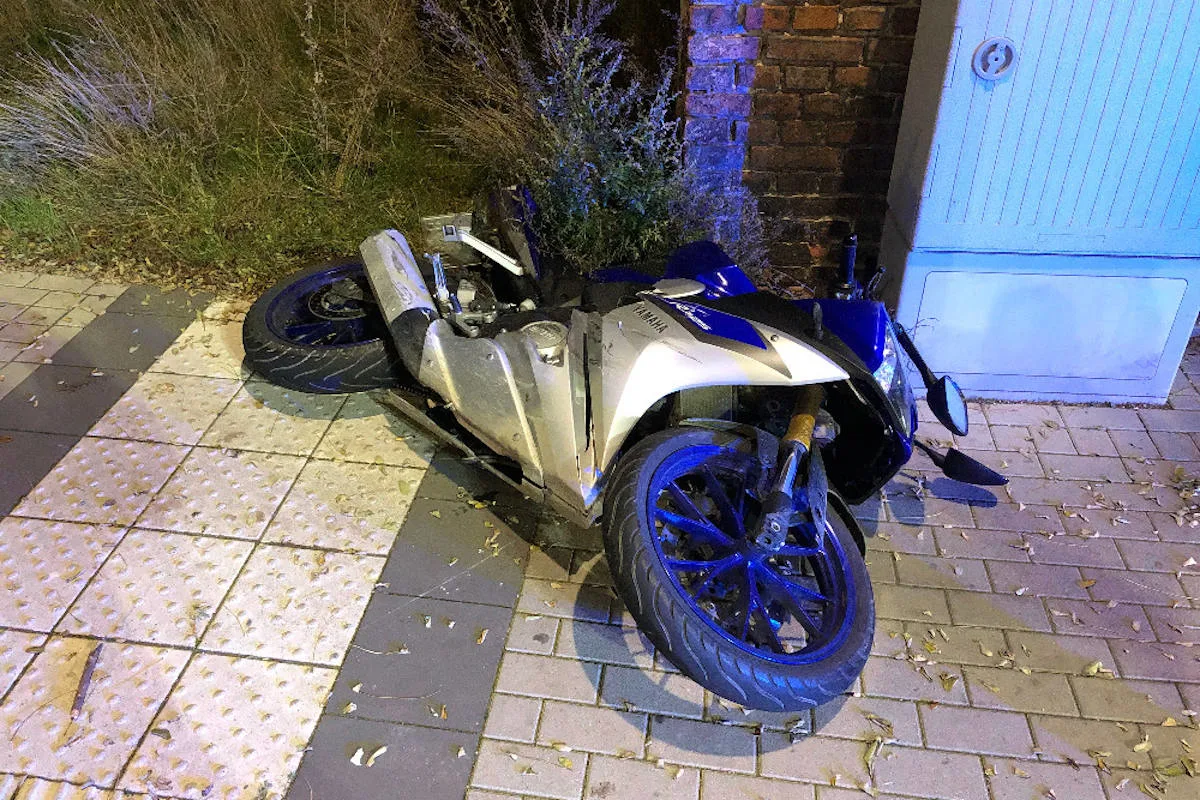 Heftiger Unfall in Ahlen – Motorrad kollidiert mit PKW