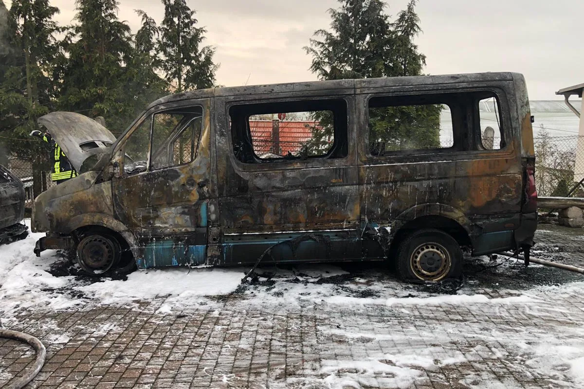 Grossenerich - Auch ein Porsche geriet in Brand