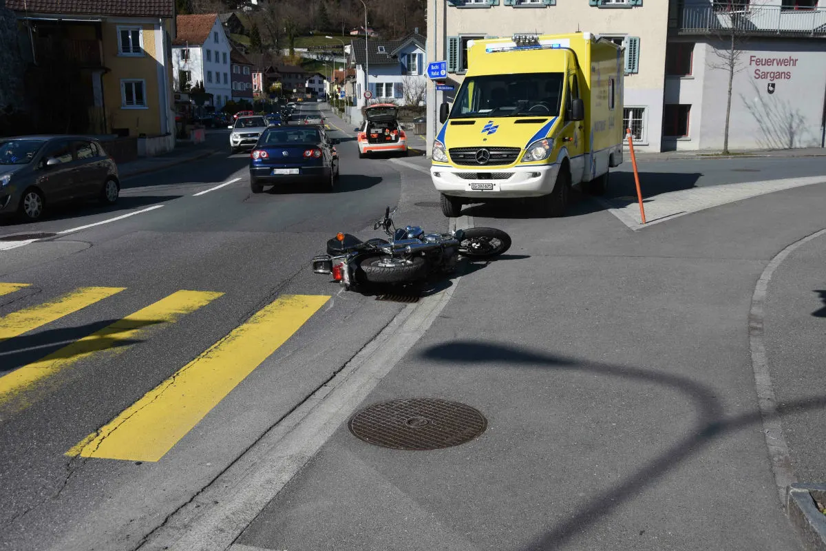 Sargans SG - Selbstunfall mit Motorrad