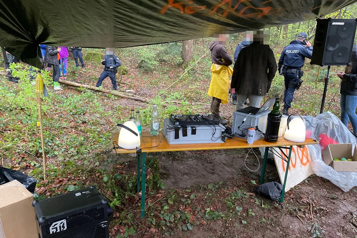 St. Gallen - Illegale Party von der Polizei aufgelöst