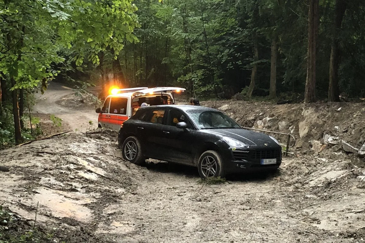 Zürich - Porsche dank Navi auf Abwegen